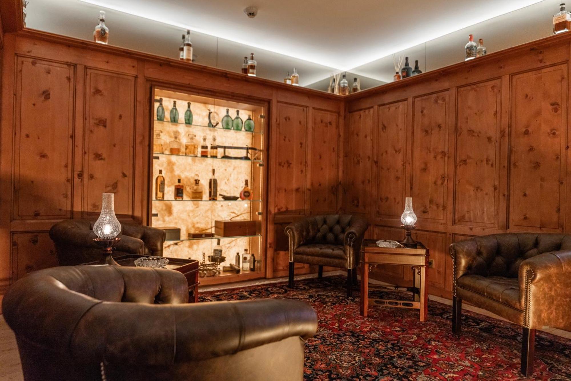 Hotel Ulli Zuers Bagian luar foto