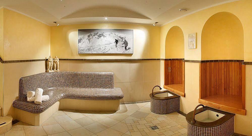 Hotel Ulli Zuers Bagian luar foto